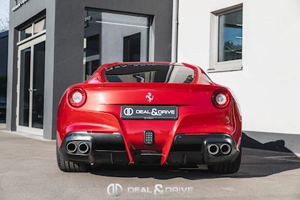 F12 BERLINETTA 6.3 V12 – ROSSO BERLINETTA