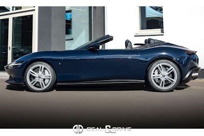 ROMA SPIDER 3.9 V8 620 – BLU POZZI