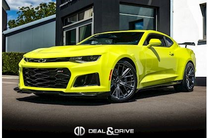 CAMARO ZL1 6.2 V8 RWD - MANUAL 6 – SHOCK YELLOW