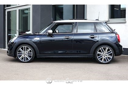 COOPER S 5 PORTES AUTO (F55) – MINI YOURS - ENIGMATIC BLACK METALLIC