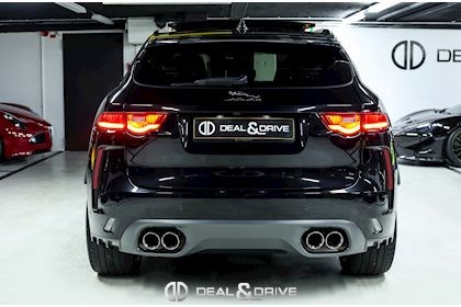 F-PACE 5.0 SUPERCHARGED P550 SVR AWD – SANTORINI BLACK METALLIC