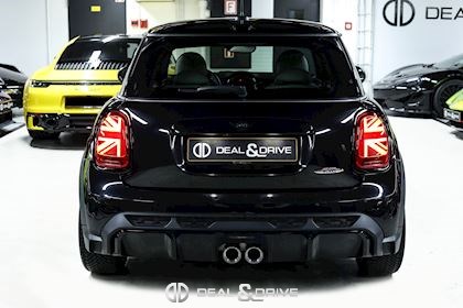 JOHN COOPER WORKS 3 PORTES AUTO – MIDNIGHT BLACK METALLIC