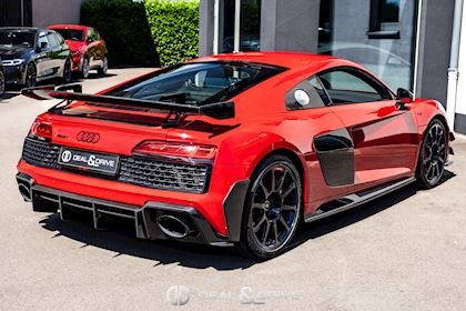 R8 V10 GT RWD S-TRONIC - 1 OF 333 - TANGO RED METALLIC - WARRANTY 03/28