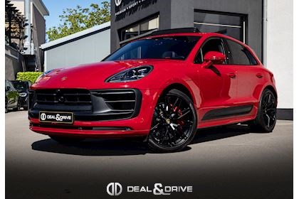 MACAN III GTS PDK (441 CH) – CARMINE RED