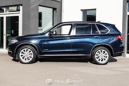 X5 XDRIVE 35i (F15) - IMPERIALBLAU BRILLANTEFFEKT