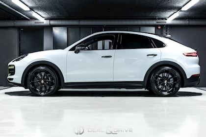 CAYENNE COUPE TURBO GT TIPTRONIC (640 CH) – CARRARA WHITE METALLIC